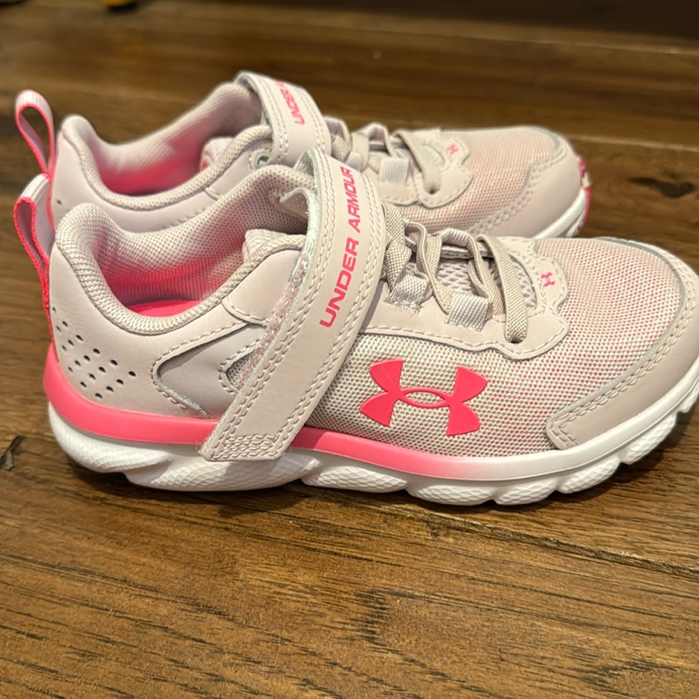 Girls Under Armour tennis shoes; Size 12 (US); new without tags